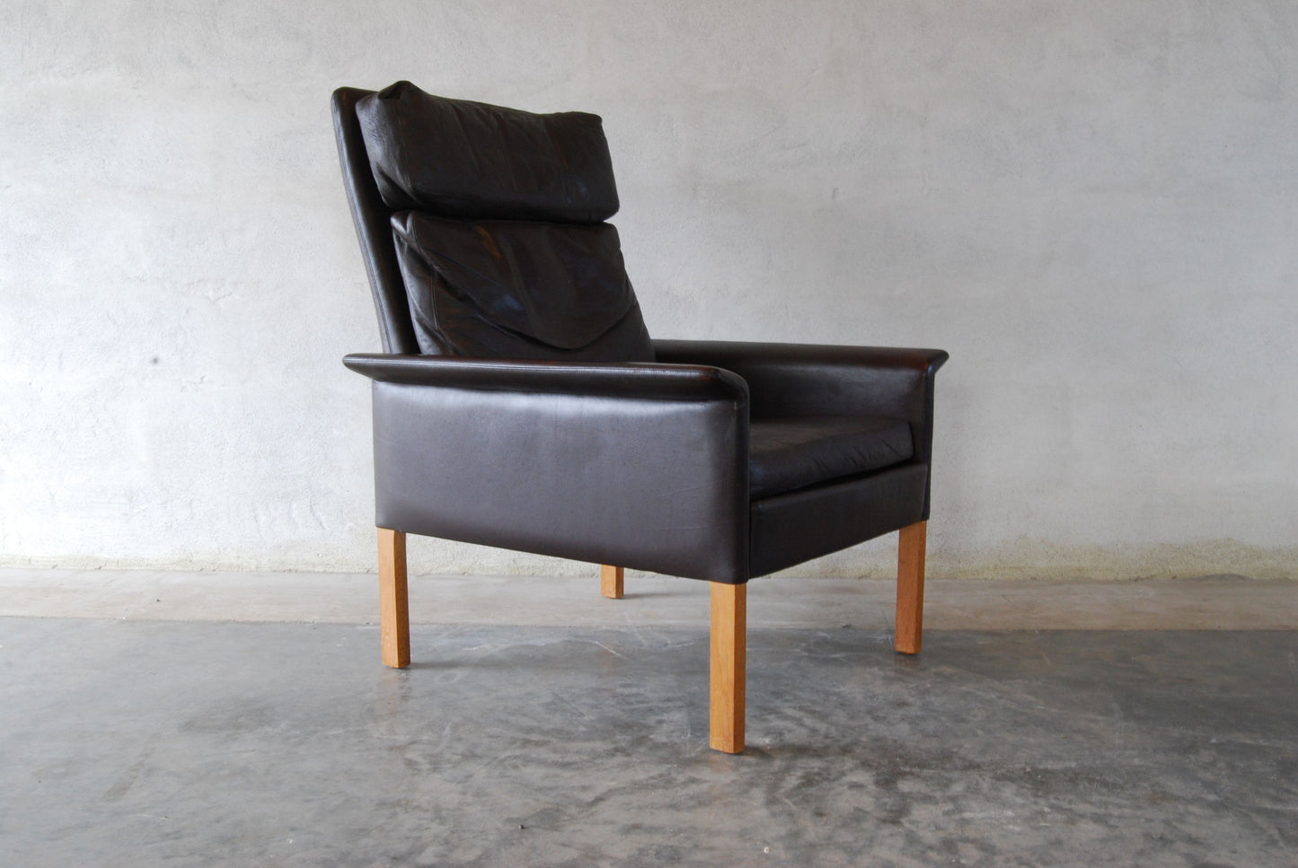 Lounge chair by Hans Olsen