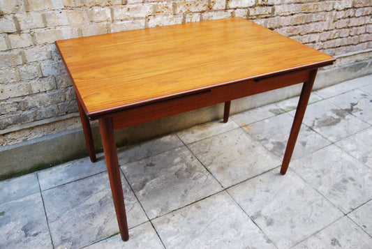 Kitchen dining table in teak