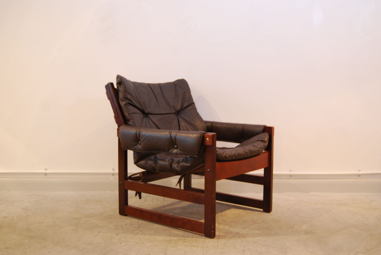 Norwegian lounge chair