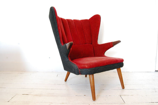 Wingback lounger