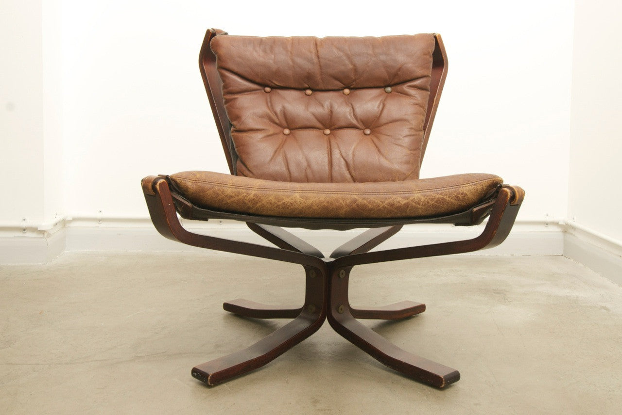 Leather and beech lounge chair