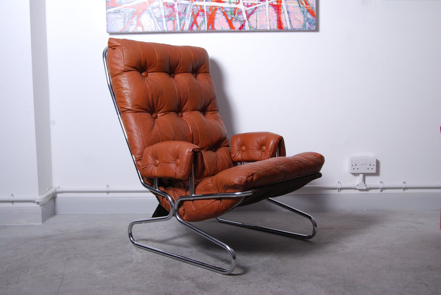 Leather/chrome/canvas lounge chair