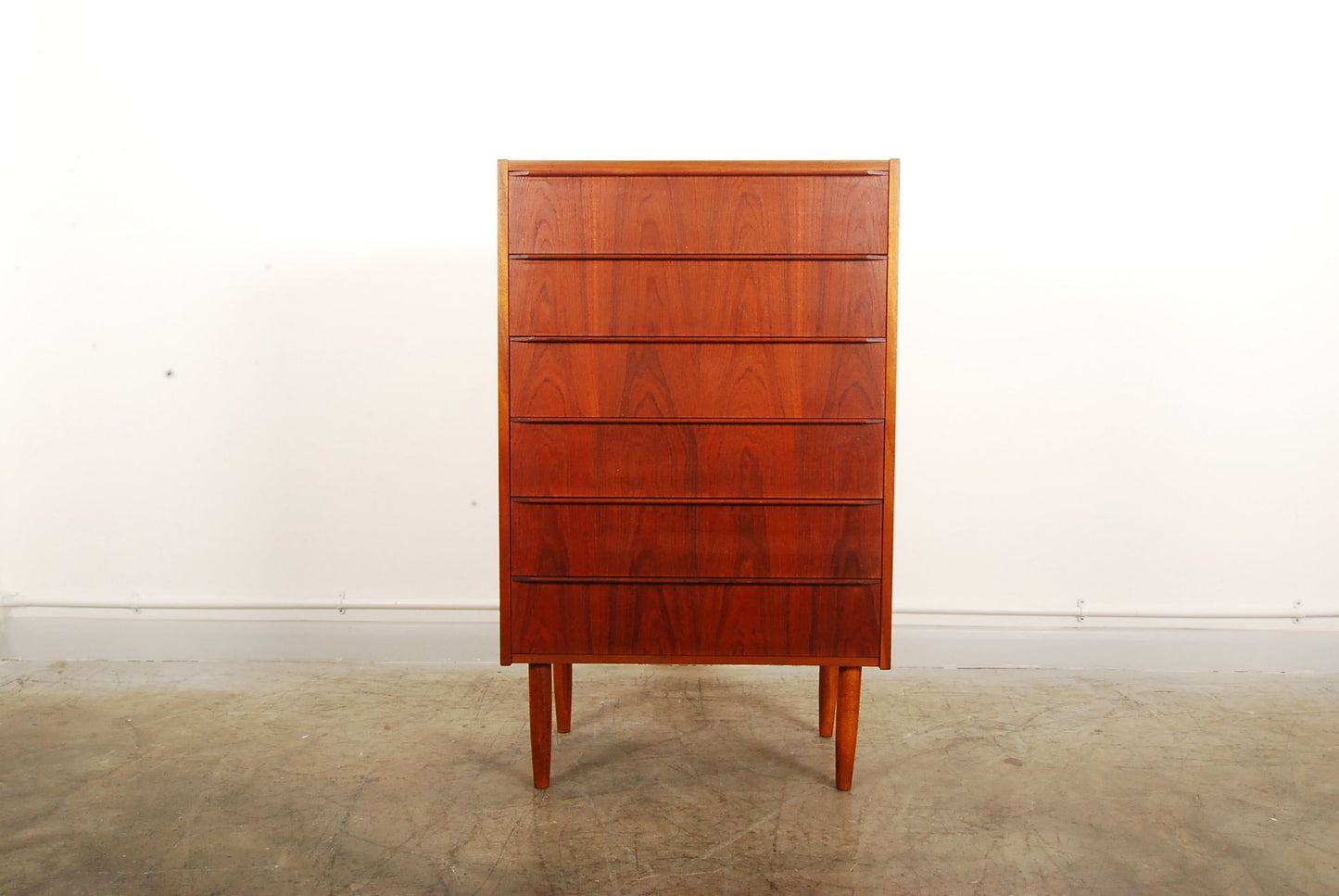 Chest of six drawers in teak no. 1