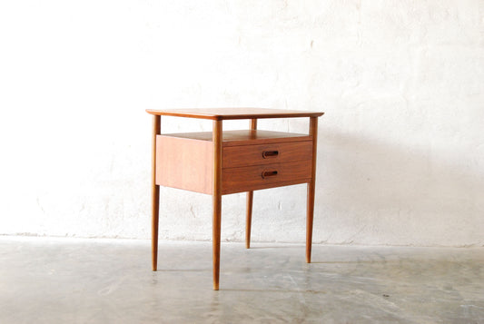 Side table / bedside table in teak