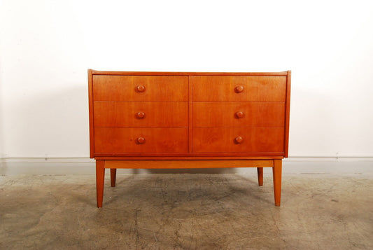 Short teak sideboard / chest