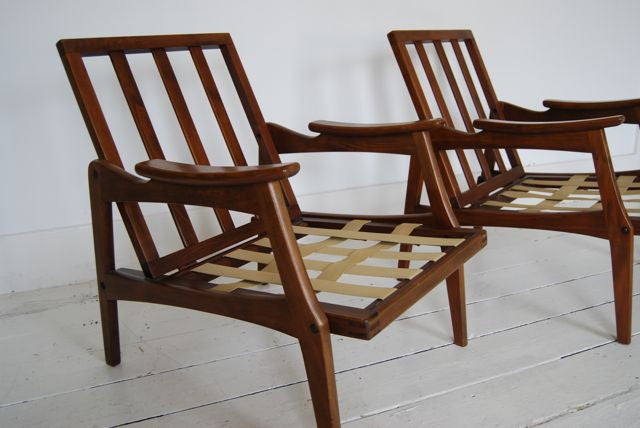 Pair of lounge chairs by Centa