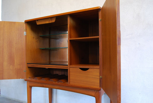 Teak bar unit