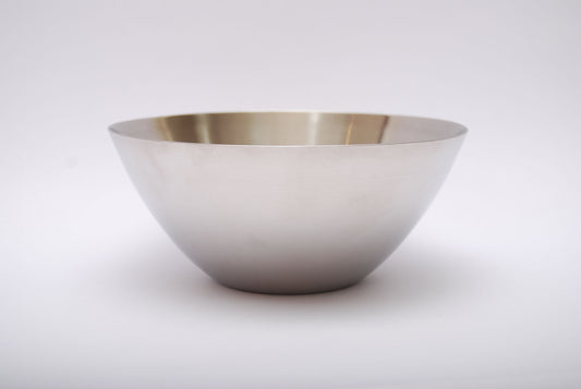 Stainless steel serving bowl