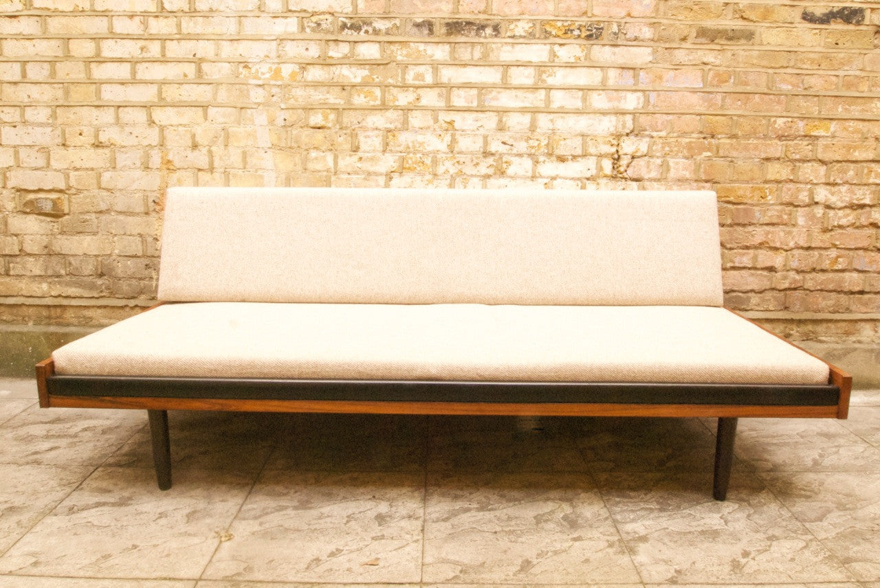 Rosewood daybed