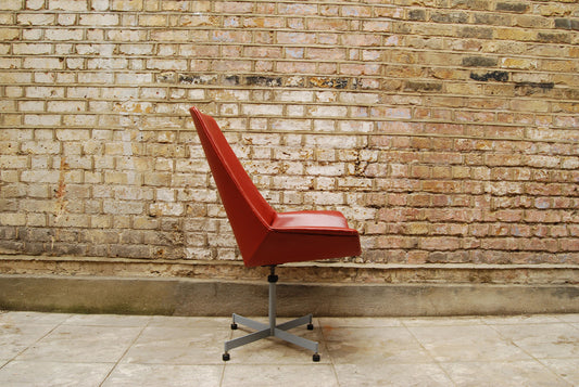 Desk chair by KEVI