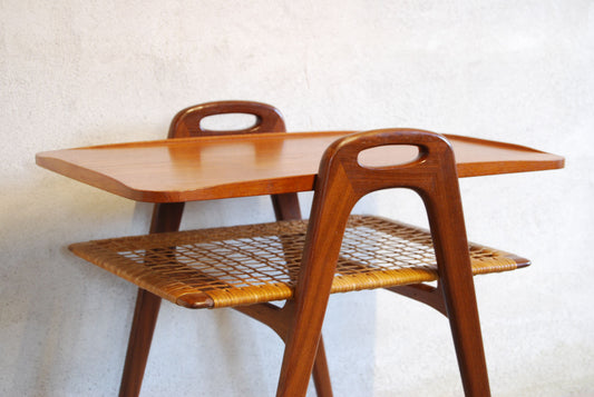 Side table in teak