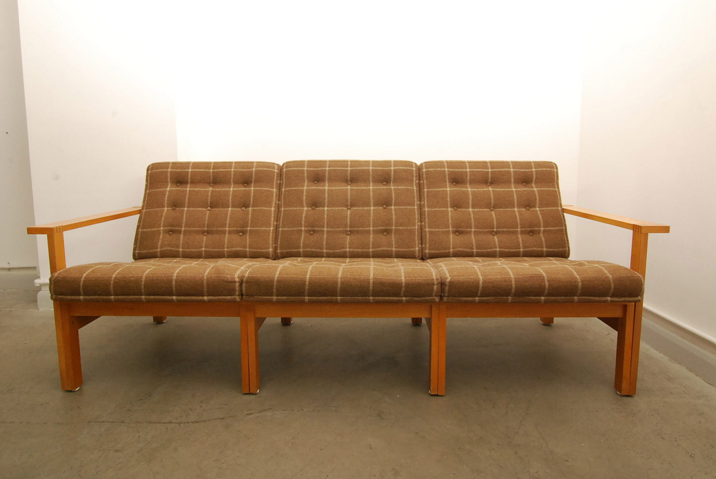 Modular sofa by Ole GjerlÌüv Knudsen