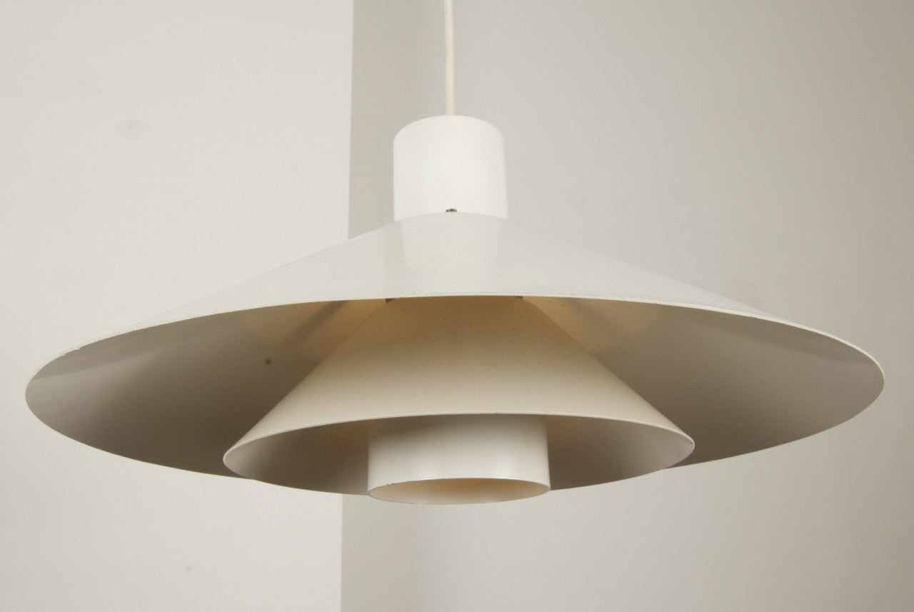 Multi-tiered ceiling lamp