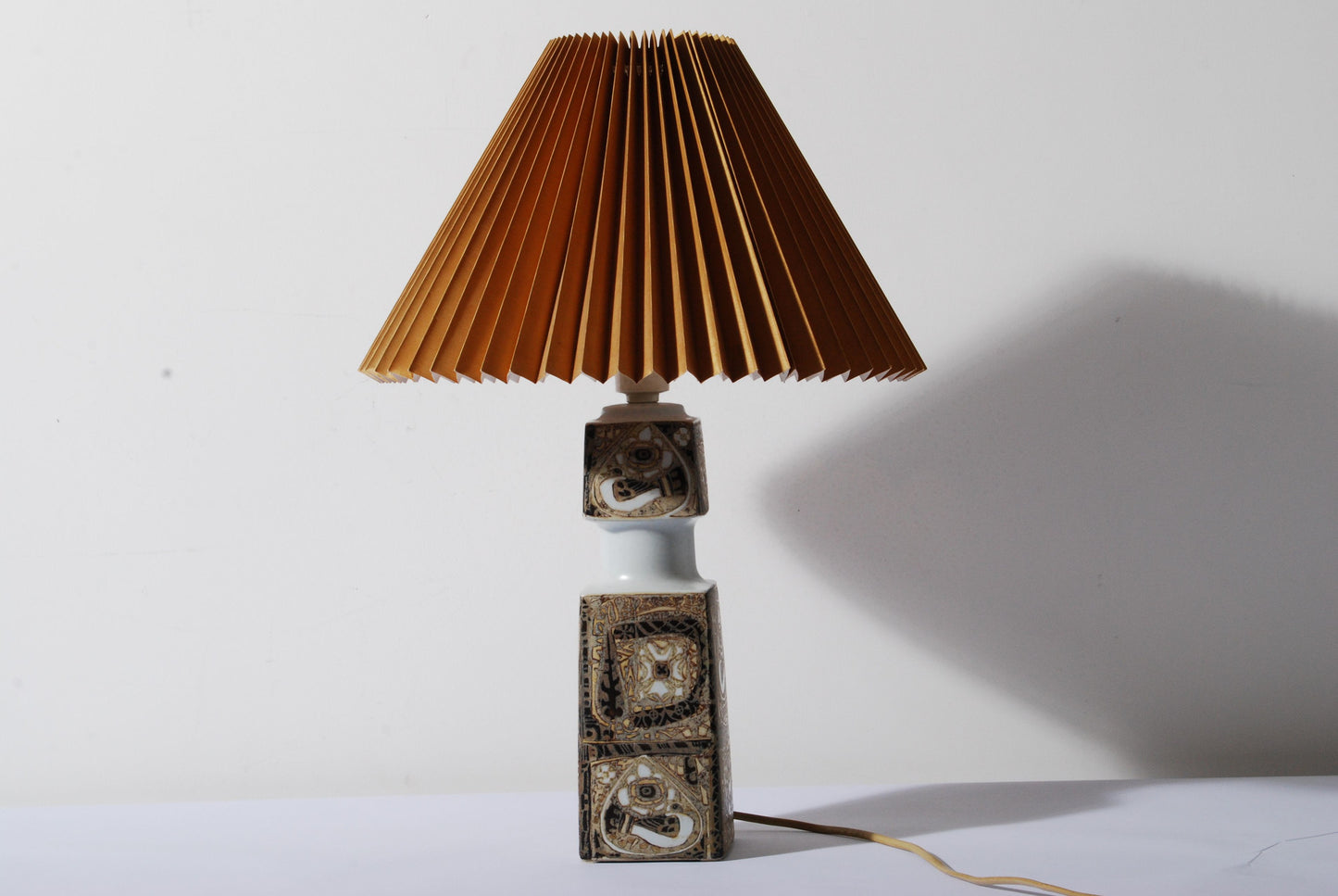 Royal Copenhagen/Fog & Mrup table lamp