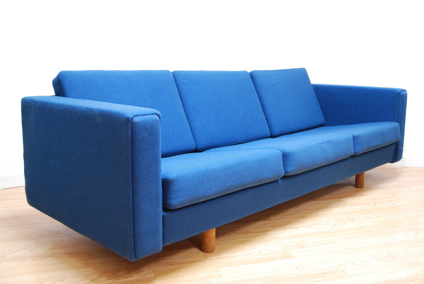 Three seat sofa by Hans J Wegner for Getama