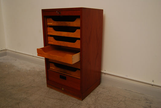 Teak filing unit