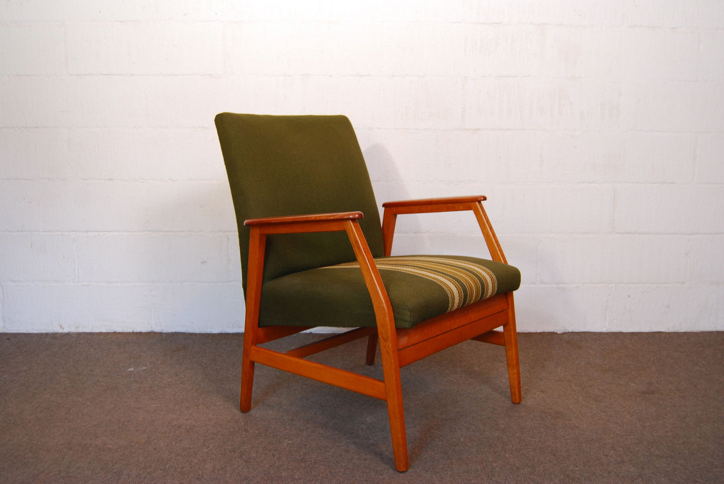 Teak reclining easy chair