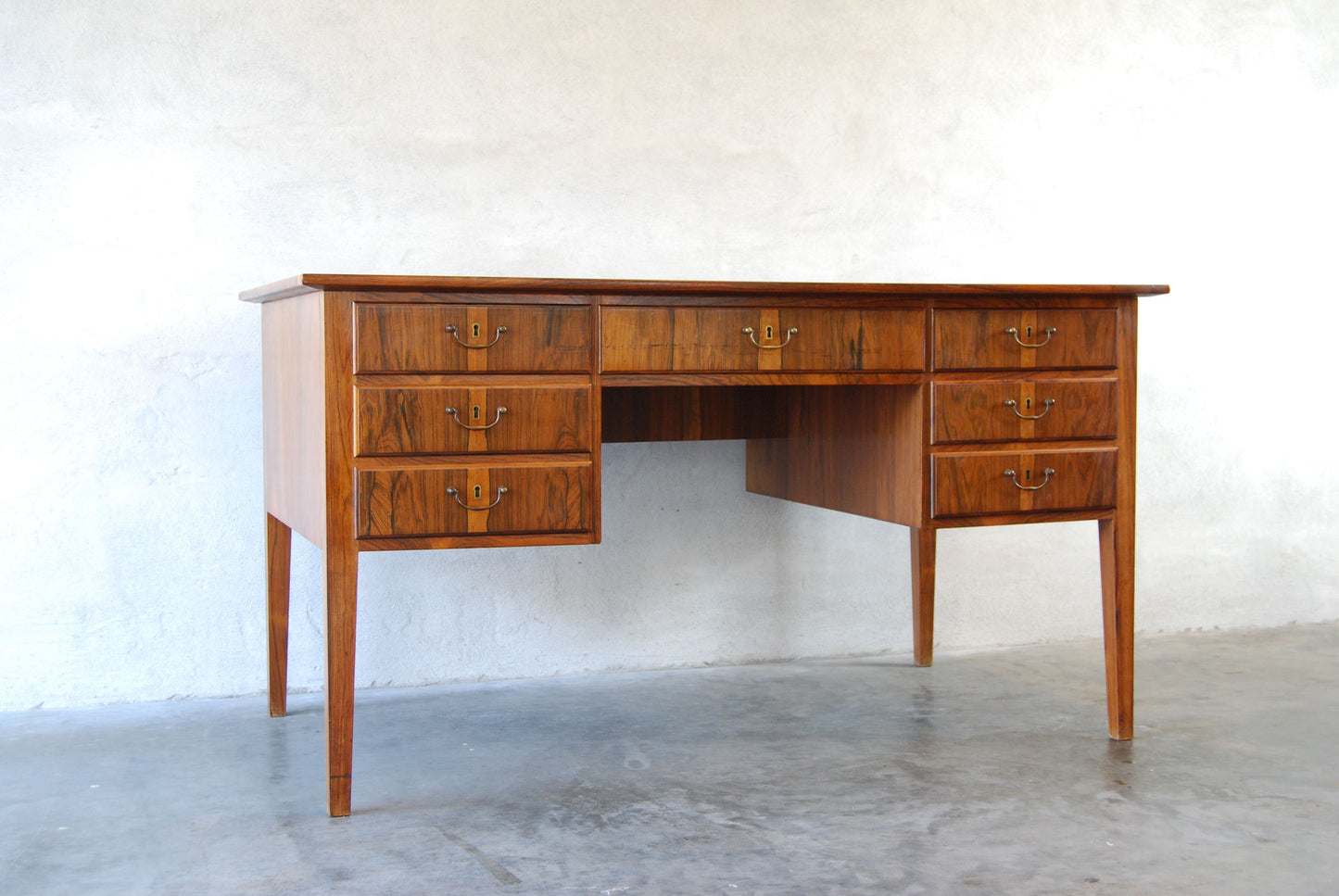 Executive desk in rosewood