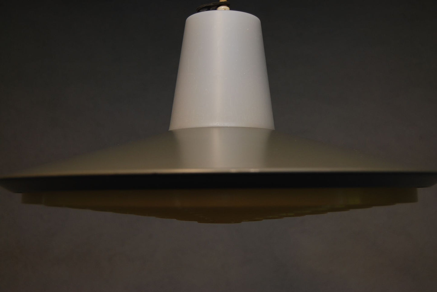 Ceiling Lamp with Acrylic-Ringed Diffuser