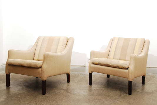 Pair of lounge chairs