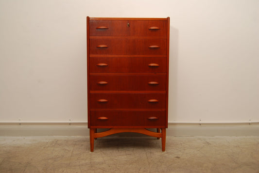 Teak and oak chest of drawers