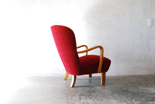 1950s lounge chair with beech armrests