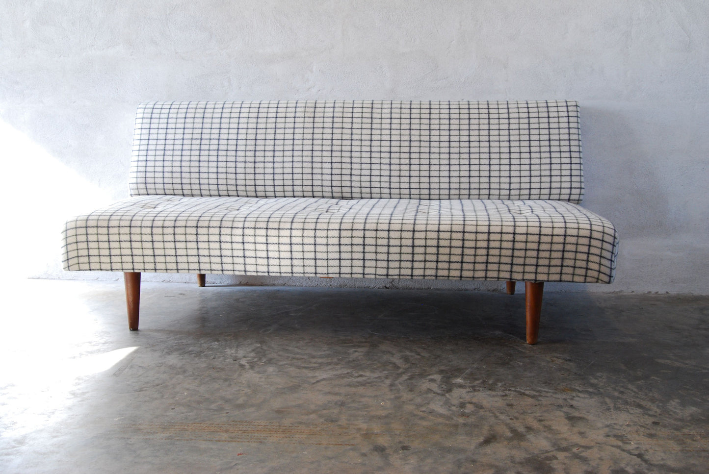 Daybed in striped wool