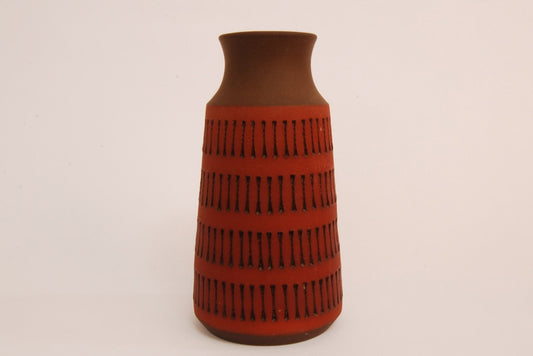 Stoneware vase by Tomas Anagrius