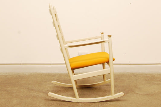 Rocking chair by Gemla Dio