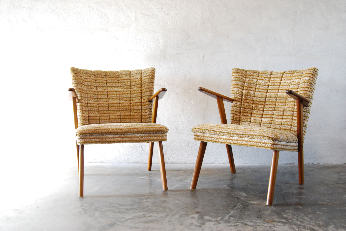 Pair of occasional chairs in beech