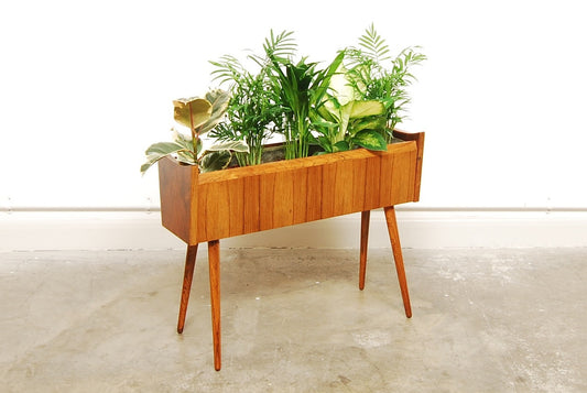 Rosewood planter