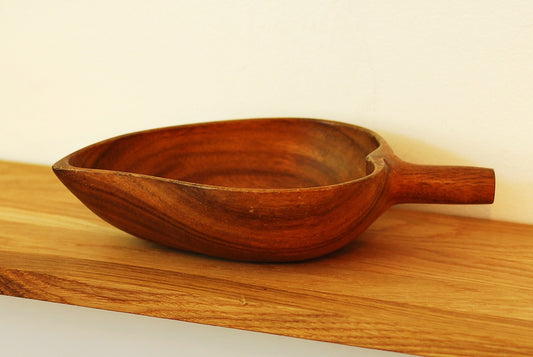 Teak leaf bowl