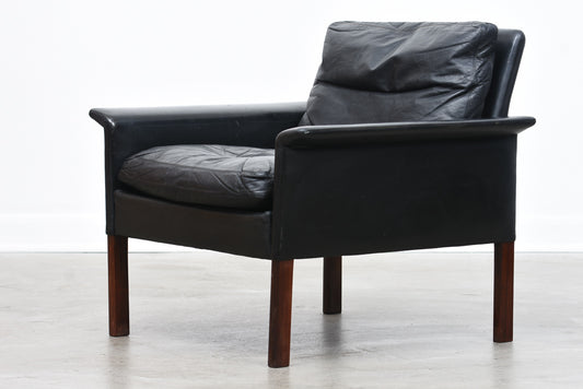 Model 500 leather lounger by Hans Olsen