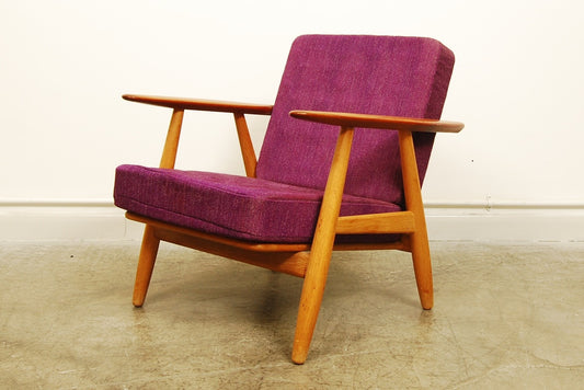 Pair of Cigar chairs by Hans Wegner