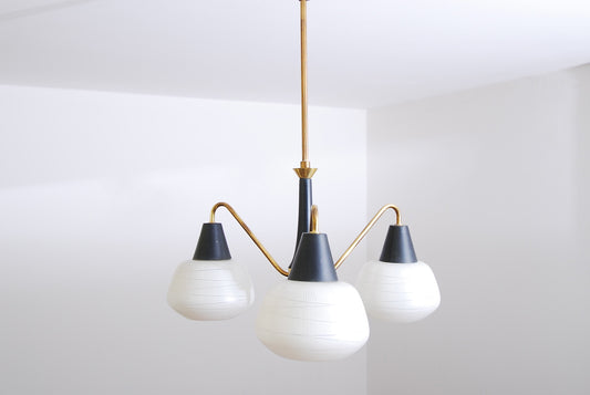 Three armed ceiling light