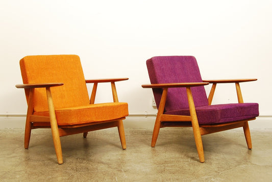 Pair of Cigar chairs by Hans Wegner