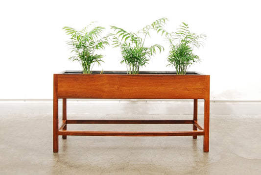 Rosewood planter