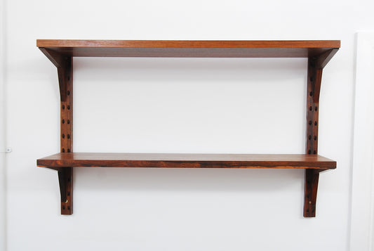 Poul Cadovius shelves