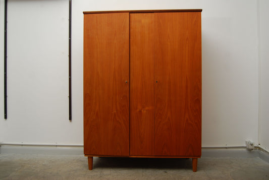 Wardrobe in teak