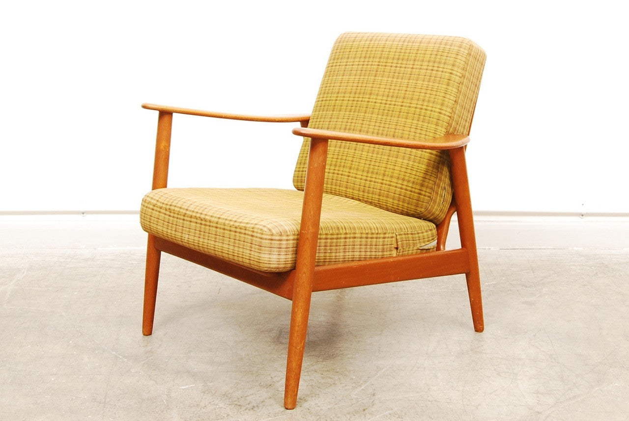 Oak framed lounge chair