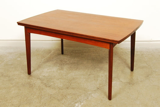 Rectangular dining table