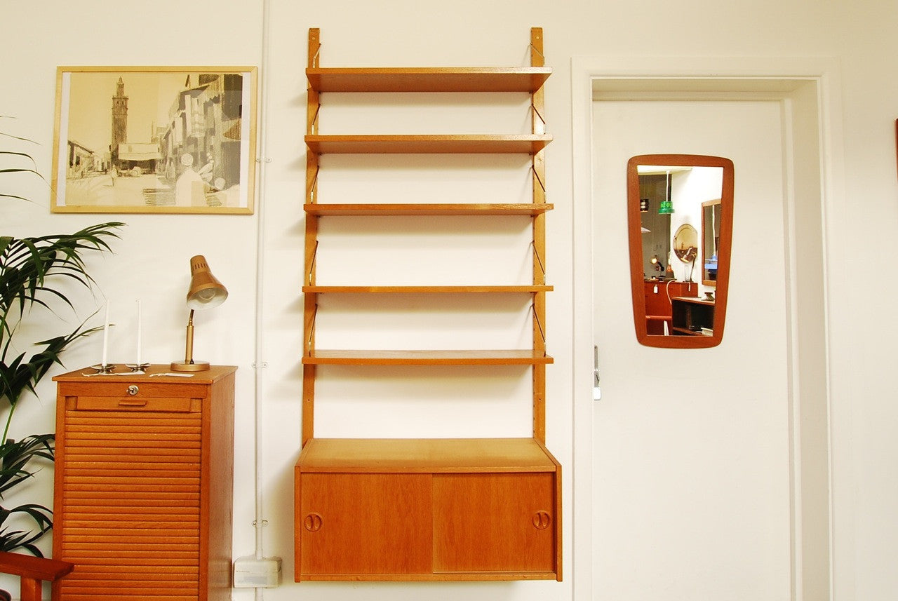 Single bay of oak Royal shelving