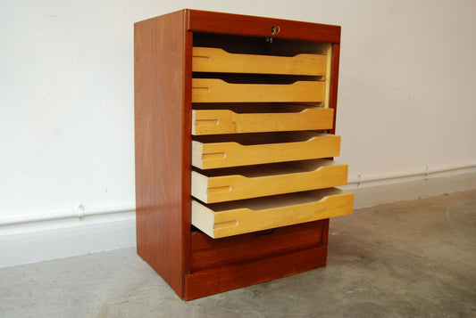 Teak filing unit