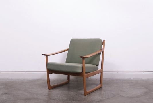 FD 130 lounge chair by Peter Hvidt and Orla Molgaard-Nielsen