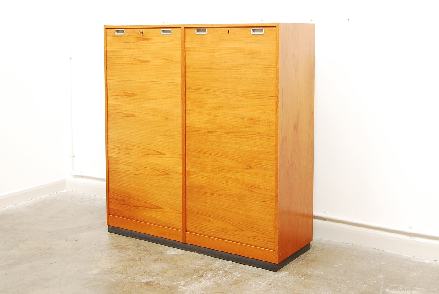 Double filing cabinet