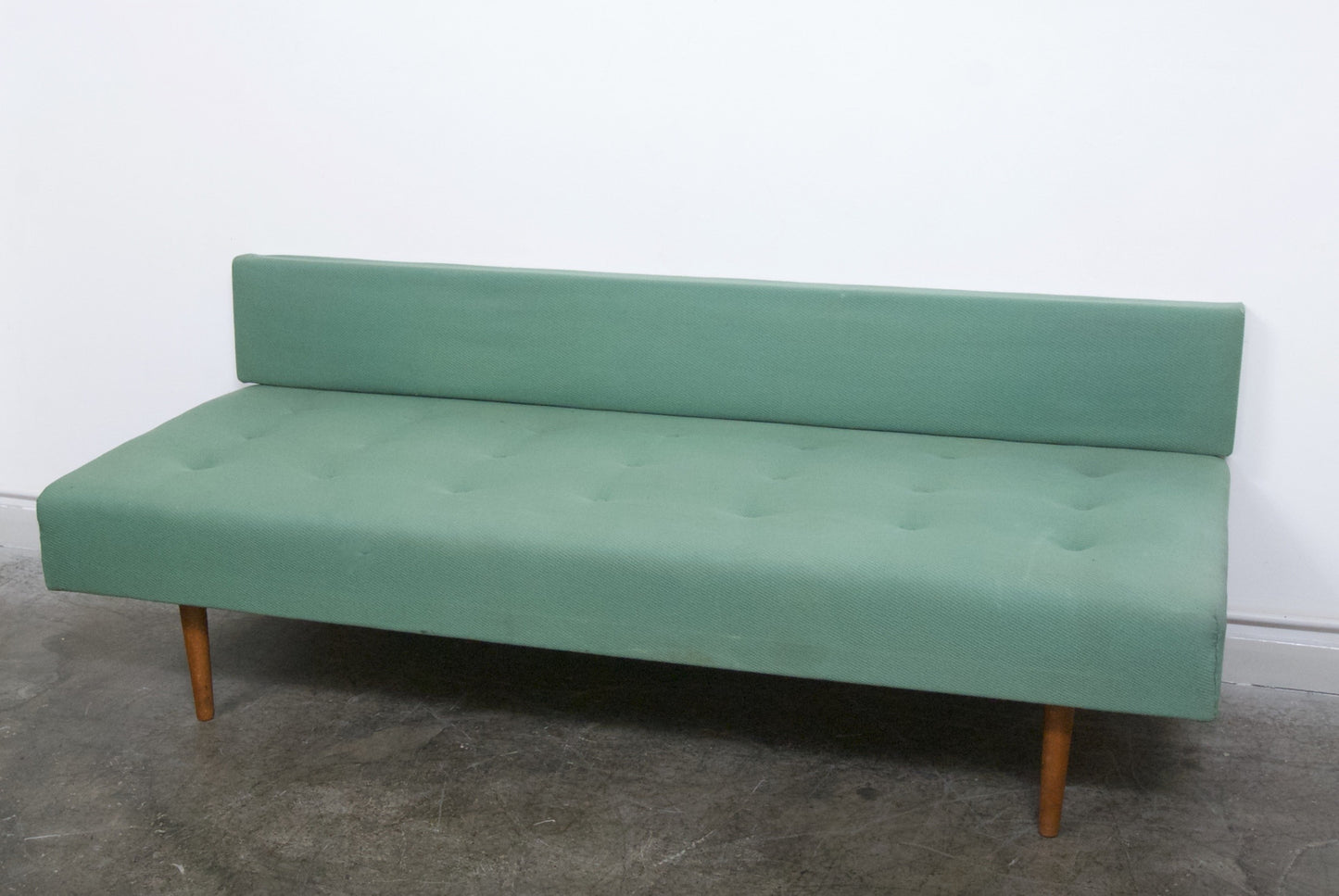 1950s daybed with back rest