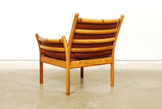 Pair of rosewood lounge chairs by Illum Wikkelsø