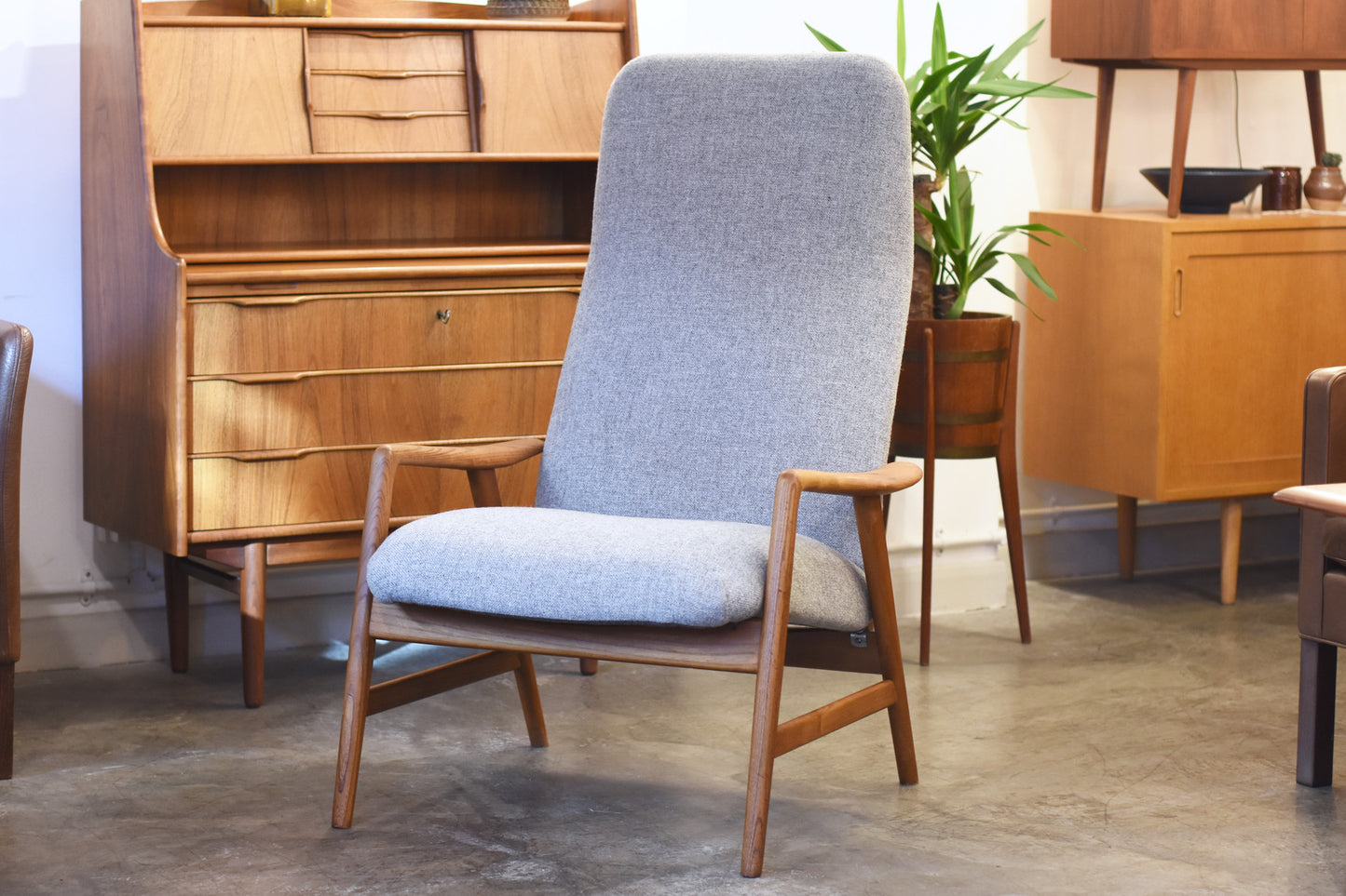 Just in: Reclining lounge chair by Alf Svensson
