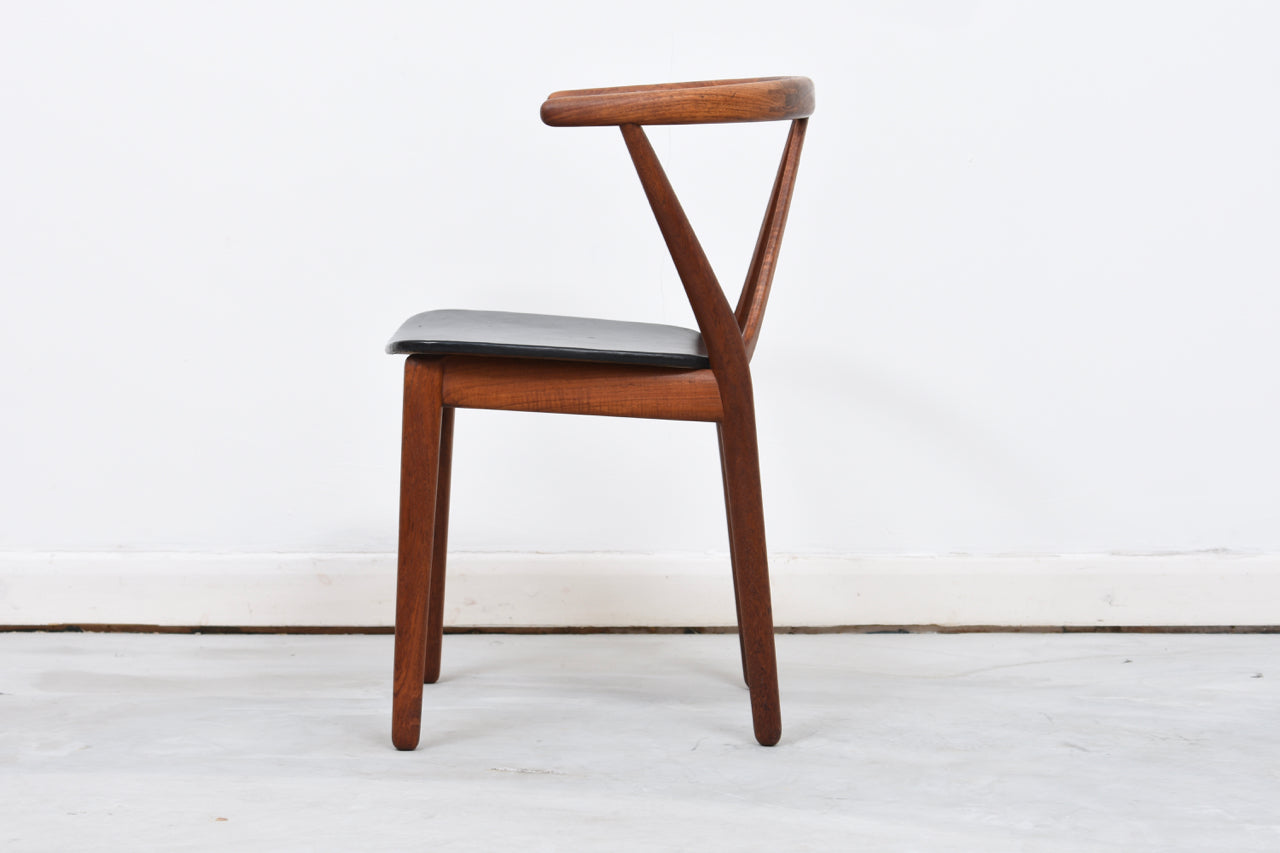 Six available: Model 225 dining chair by Henning Kjærnulf