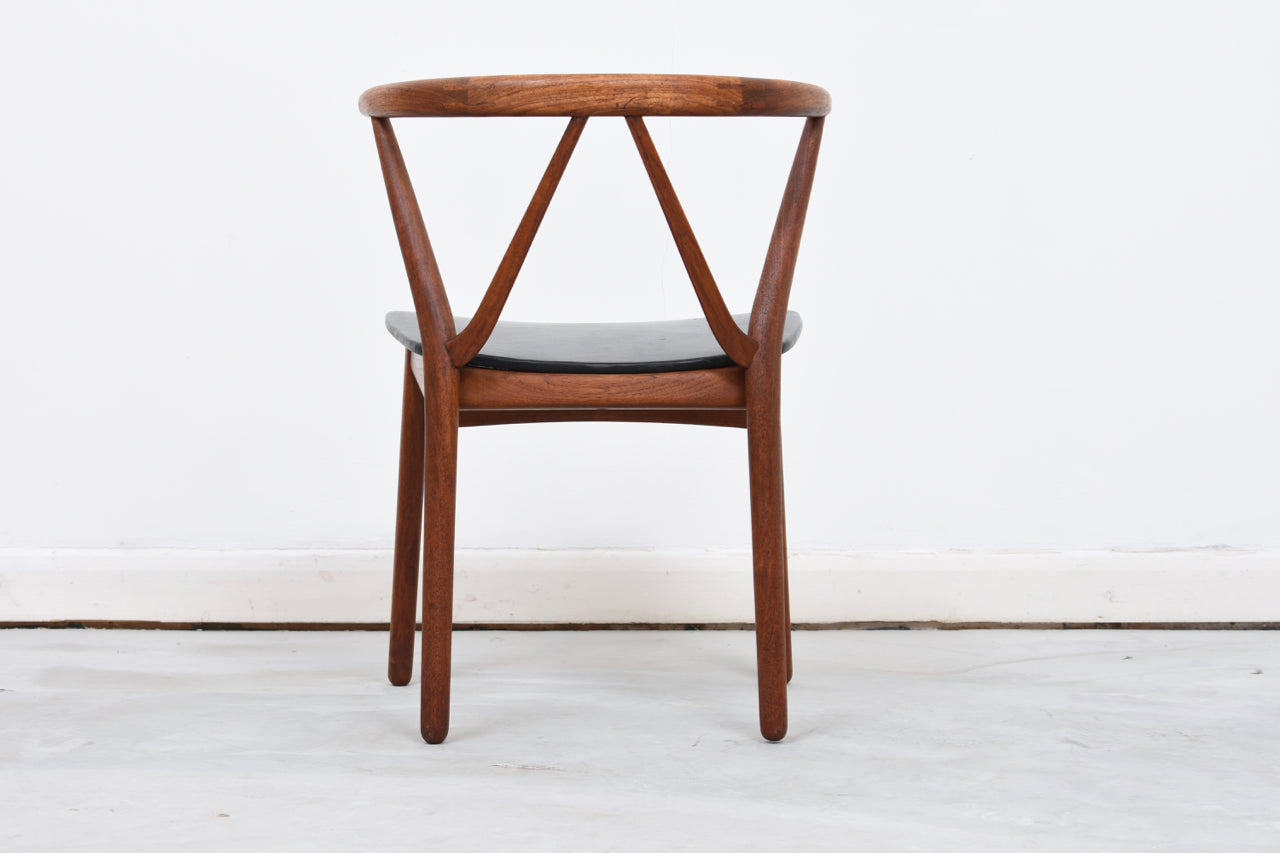 Six available: Model 225 dining chair by Henning Kjærnulf